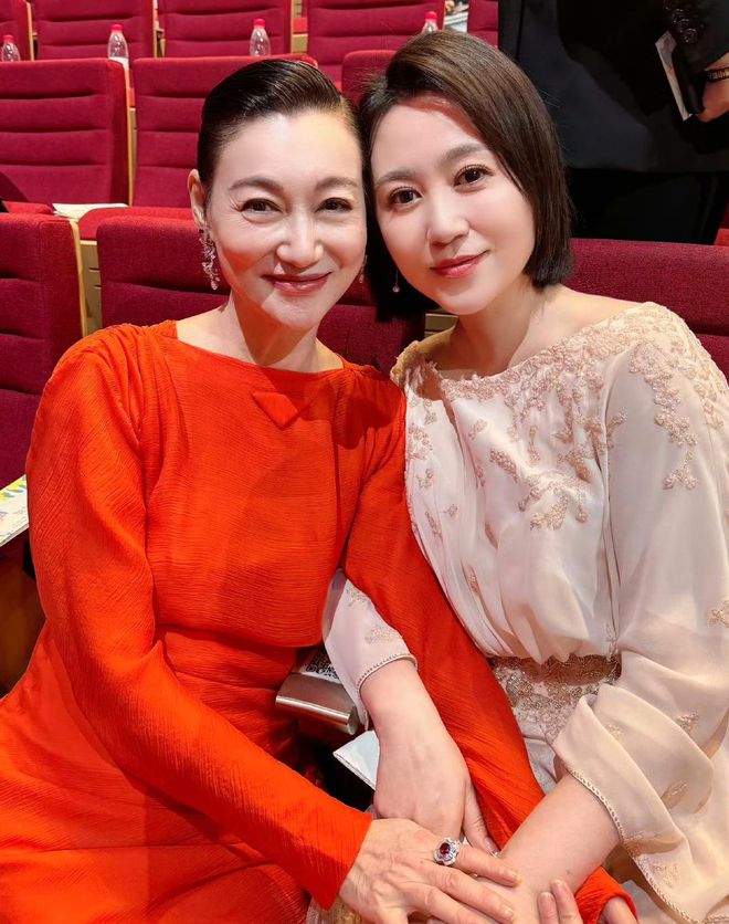 之年”不拼位置就给别人了惠英红：65岁正是“当打(图13)